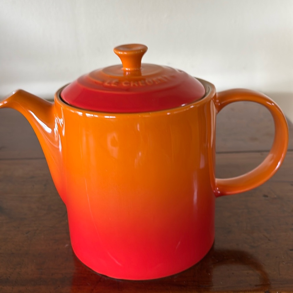 Le Creuset Grand Teapot Flame Seconds